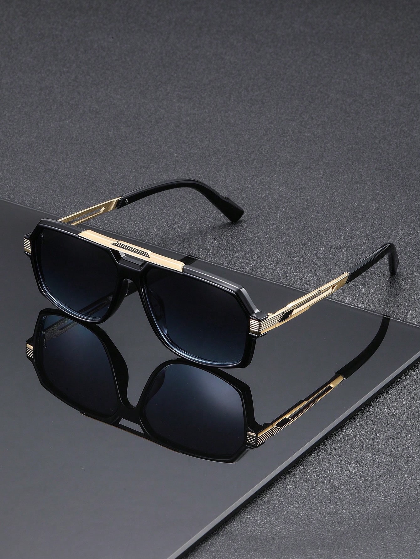 1 paire de lunettes de soleil  - Metal Photo Panel avis et prix